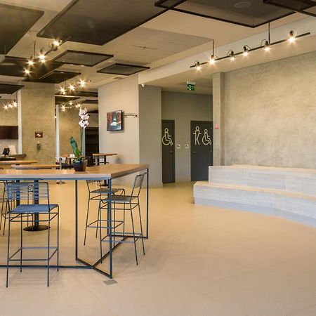 里贝朗普雷图高尔夫村宜必思经济型酒店 里贝朗普雷托 外观 照片