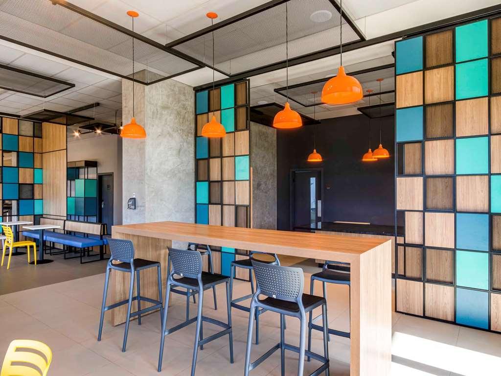 里贝朗普雷图高尔夫村宜必思经济型酒店 里贝朗普雷托 外观 照片