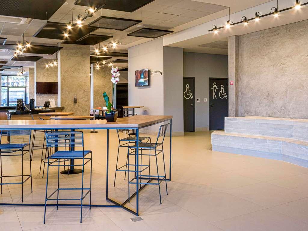 里贝朗普雷图高尔夫村宜必思经济型酒店 里贝朗普雷托 外观 照片